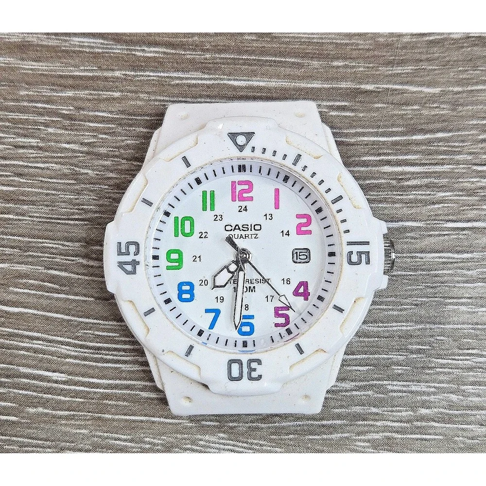 Casio LRW-200H White Resin Sport Women's Watch Multicolor Body Only Tested